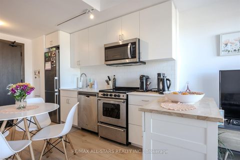 Photo 6 at 611 - 2799 kingston Road, Cliffcrest, Toronto