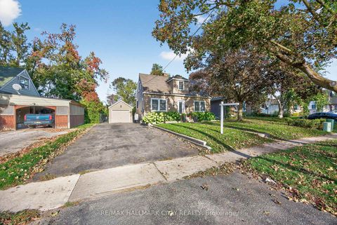 Photo 3 at 107 Peel Street, Wellington, Barrie