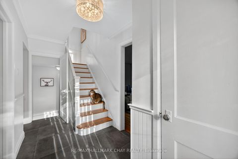 Photo 7 at 107 Peel Street, Wellington, Barrie