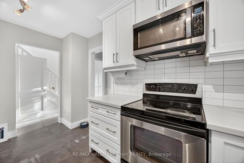 Photo 18 at 107 Peel Street, Wellington, Barrie