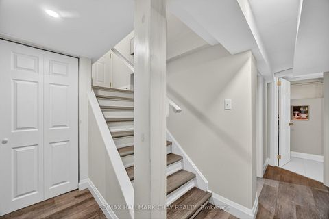 Photo 25 at 107 Peel Street, Wellington, Barrie