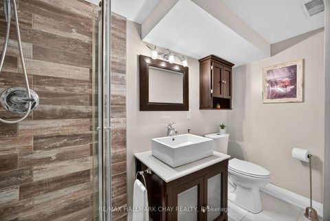 Photo 27 at 107 Peel Street, Wellington, Barrie