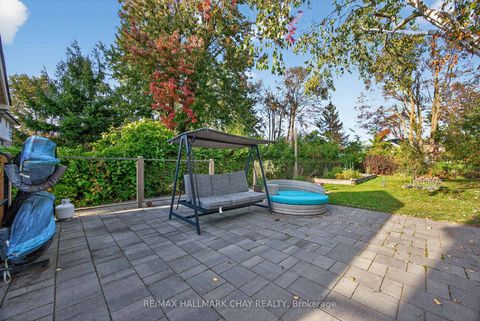 Photo 34 at 107 Peel Street, Wellington, Barrie