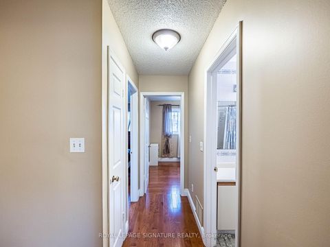 Photo 13 at 69 New Seabury Drive, Glen Shields, Vaughan