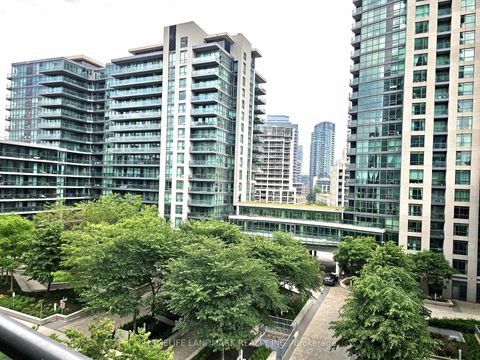 Photo 8 at 606 - 219 Fort York Boulevard, Niagara, Toronto