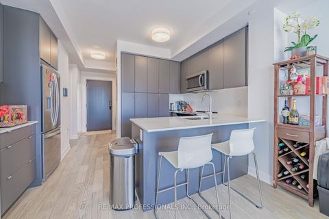 Photo 7 at 311 - 3200 William Coltson Avenue, JM Joshua Meadows, Oakville