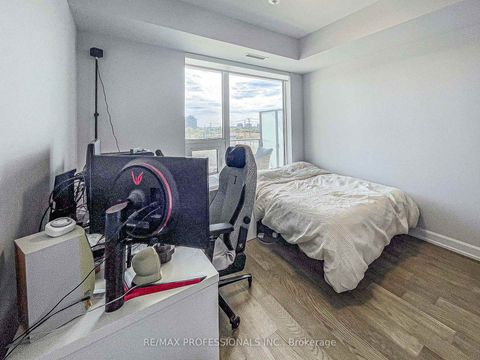 Photo 14 at 311 - 3200 William Coltson Avenue, JM Joshua Meadows, Oakville