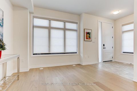 Photo 7 at 6 De La Roche Drive, Vellore Village, Vaughan Photo 7 at 6 De La Roche Drive, Vellore Village, Vaughan