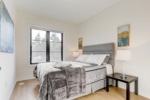 Photo 33 at 6 De La Roche Drive, Vellore Village, Vaughan