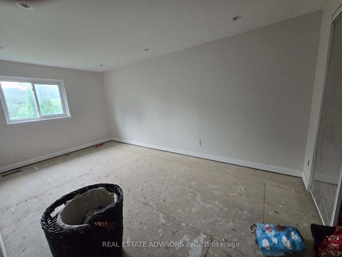 Photo 3 at 238 Braymore Boulevard, Rouge E11, Toronto
