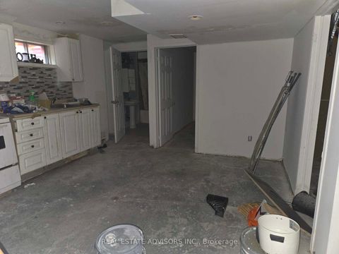 Photo 13 at 238 Braymore Boulevard, Rouge E11, Toronto