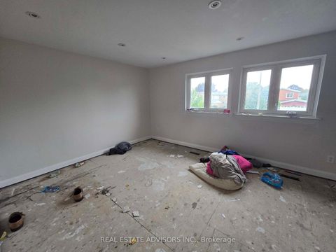 Photo 18 at 238 Braymore Boulevard, Rouge E11, Toronto