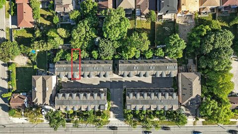 Photo 1 at 23 Slingsby Lane, Willowdale East, Toronto