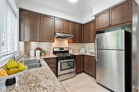 Photo 10 at 23 Slingsby Lane, Willowdale East, Toronto