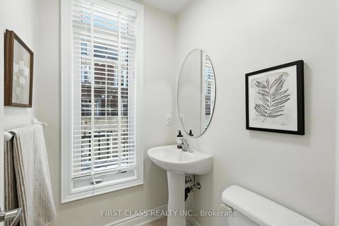 Photo 12 at 23 Slingsby Lane, Willowdale East, Toronto