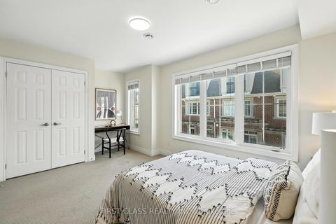 Photo 19 at 23 Slingsby Lane, Willowdale East, Toronto