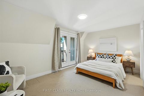 Photo 23 at 23 Slingsby Lane, Willowdale East, Toronto
