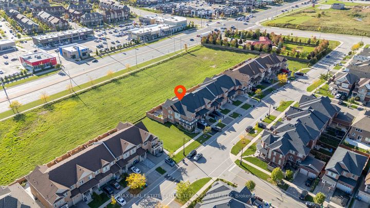 Photo 2 at 232 Sky Harbour Drive, Bram West, Brampton