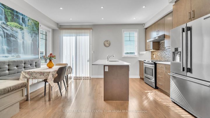 Photo 12 at 232 Sky Harbour Drive, Bram West, Brampton
