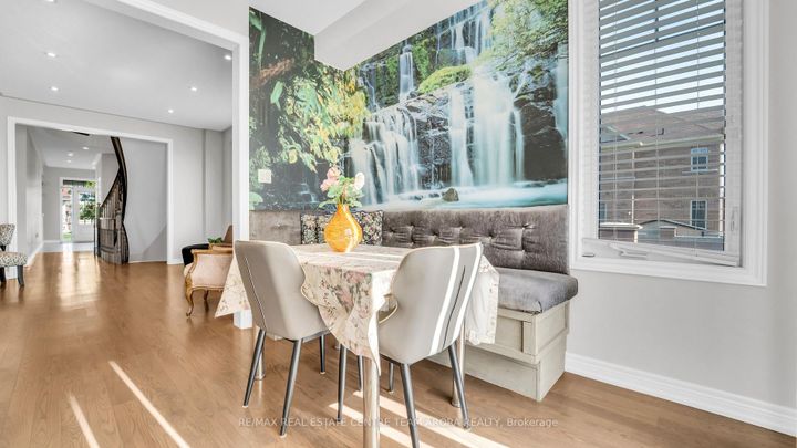 Photo 14 at 232 Sky Harbour Drive, Bram West, Brampton