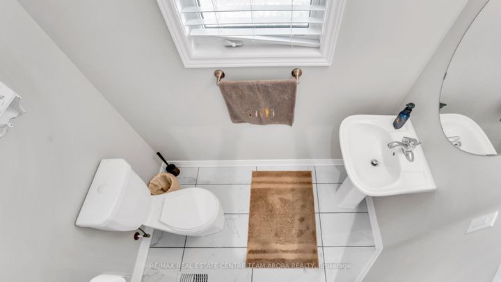 Photo 15 at 232 Sky Harbour Drive, Bram West, Brampton