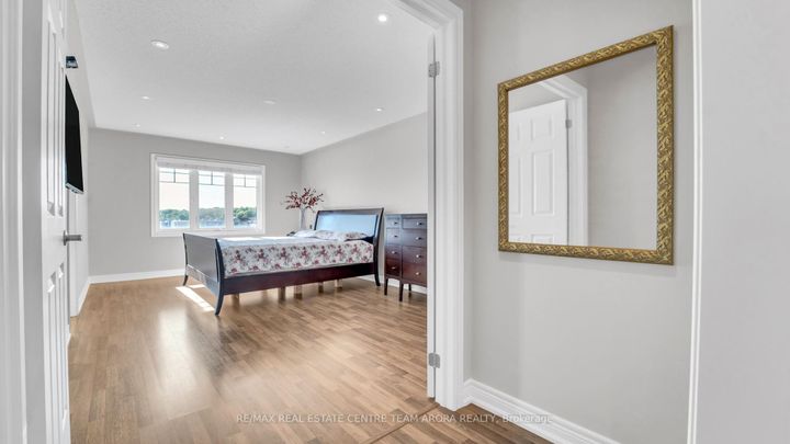 Photo 17 at 232 Sky Harbour Drive, Bram West, Brampton