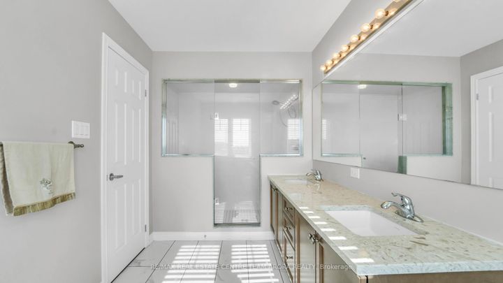 Photo 21 at 232 Sky Harbour Drive, Bram West, Brampton