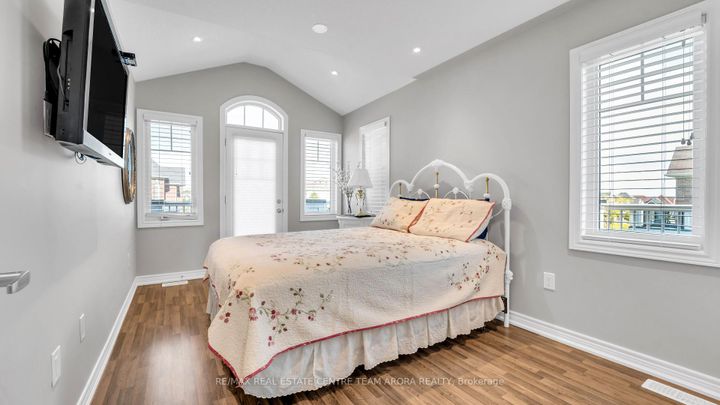 Photo 22 at 232 Sky Harbour Drive, Bram West, Brampton