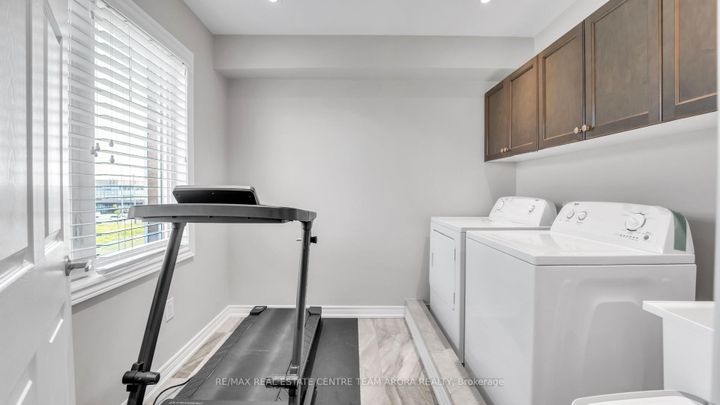 Photo 29 at 232 Sky Harbour Drive, Bram West, Brampton