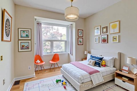 Photo 14 at 23 Thimble Berry Way, Hillcrest Village, Toronto