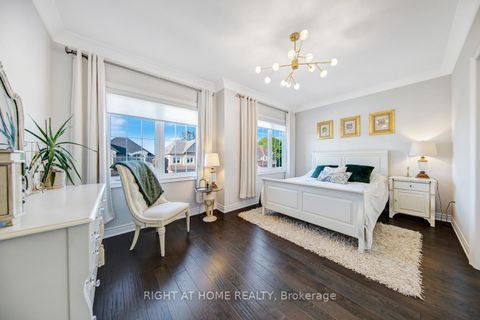 Photo 31 at 38 Menotti Drive, Oak Ridges, Richmond Hill