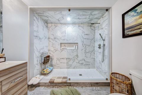 Photo 36 at 38 Menotti Drive, Oak Ridges, Richmond Hill