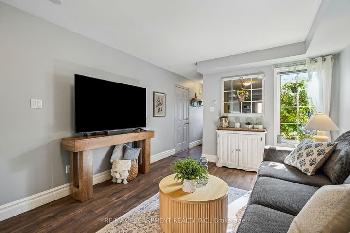 Photo 11 at 46 Dawson Crescent, OM Old Milton, Milton