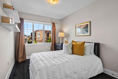 Photo 20 at 106 Lucena Crescent, Maple, Vaughan