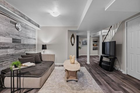 Photo 27 at 106 Lucena Crescent, Maple, Vaughan