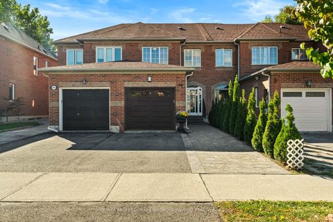 Photo 33 at 106 Lucena Crescent, Maple, Vaughan