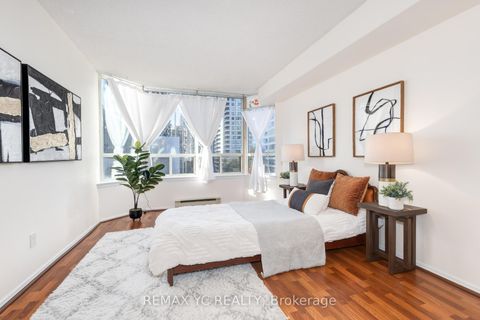 Photo 17 at 614 - 30 Greenfield Avenue, Willowdale East, Toronto