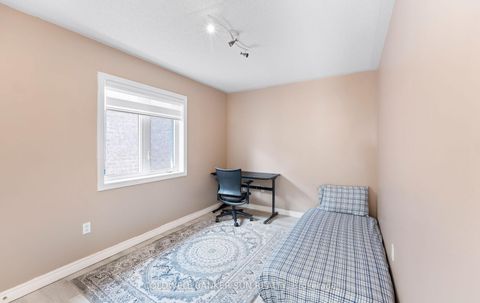Photo 27 at 164 Canada Drive, Vellore Village, Vaughan
