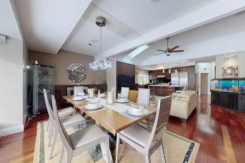 Photo 4 at 25 Alderdale Court, Don Mills, Toronto