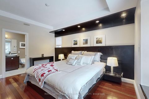 Photo 9 at 25 Alderdale Court, Don Mills, Toronto