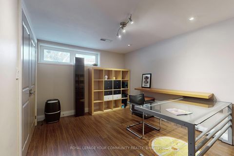 Photo 18 at 25 Alderdale Court, Don Mills, Toronto