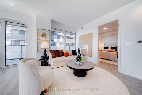 Photo 8 at 812 - 8 Tippett Road, Clanton Park, Toronto