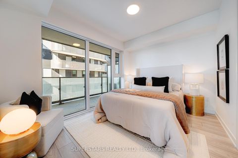 Photo 13 at 812 - 8 Tippett Road, Clanton Park, Toronto