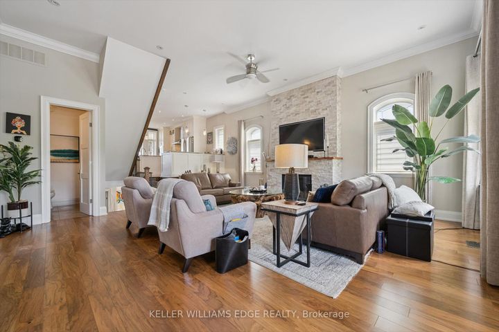 Photo 12 at 1081 Beach Boulevard, Hamilton Beach, Hamilton