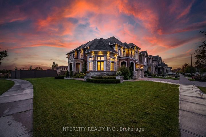 Photo 1 at 29 Chiming Road, Toronto Gore Rural Estate, Brampton