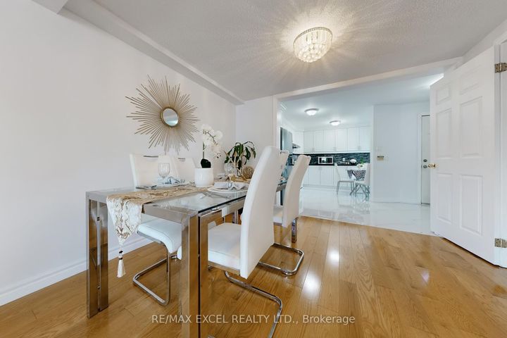 Photo 9 at 29 Green Spring Drive, Milliken, Toronto