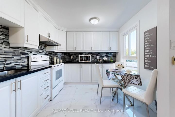 Photo 11 at 29 Green Spring Drive, Milliken, Toronto