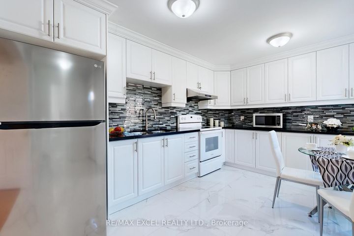 Photo 12 at 29 Green Spring Drive, Milliken, Toronto