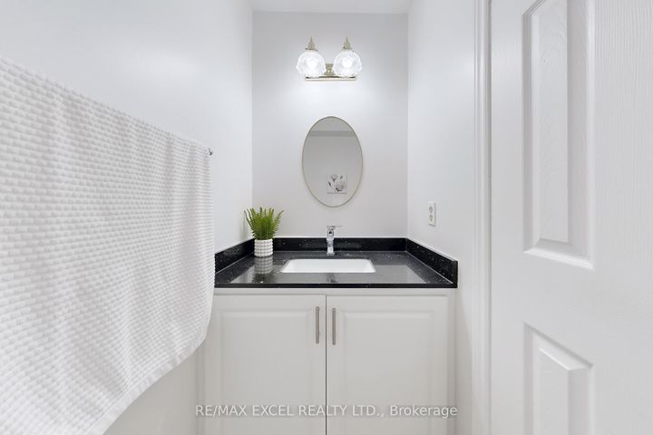 Photo 16 at 29 Green Spring Drive, Milliken, Toronto