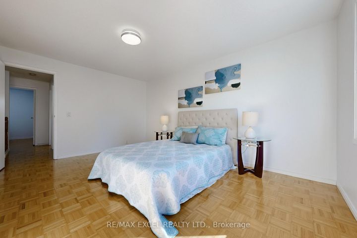 Photo 18 at 29 Green Spring Drive, Milliken, Toronto